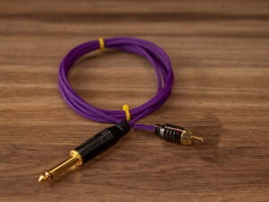 RCA Clip Cord Violet