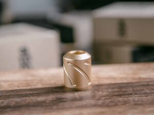 Hornet Grip 28mm - Gold