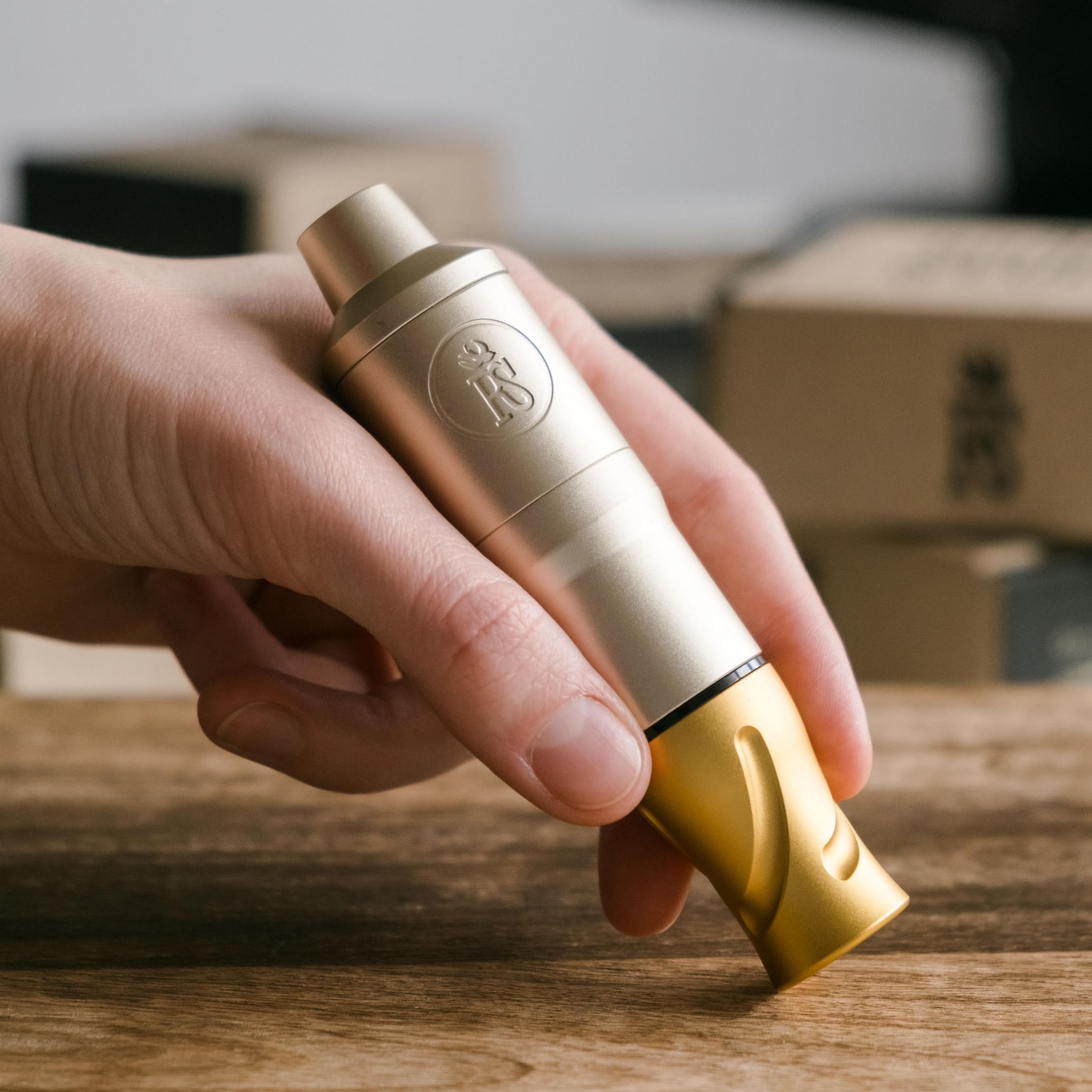 Impugnatura Hornet 19 mm - Oro 2 Hornet Grip 19mm - Gold - immagine 2