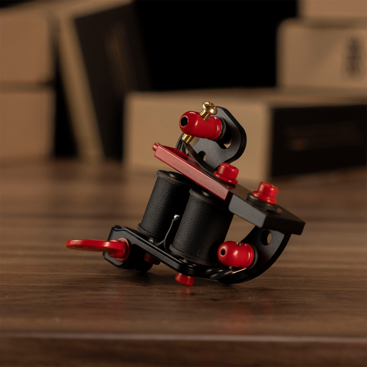 Máquina de Tatuajes LUCKY TrueLiner ALU BLCK/RED 2 Coil Tattoo machine RightStuff Lucky Trueliner