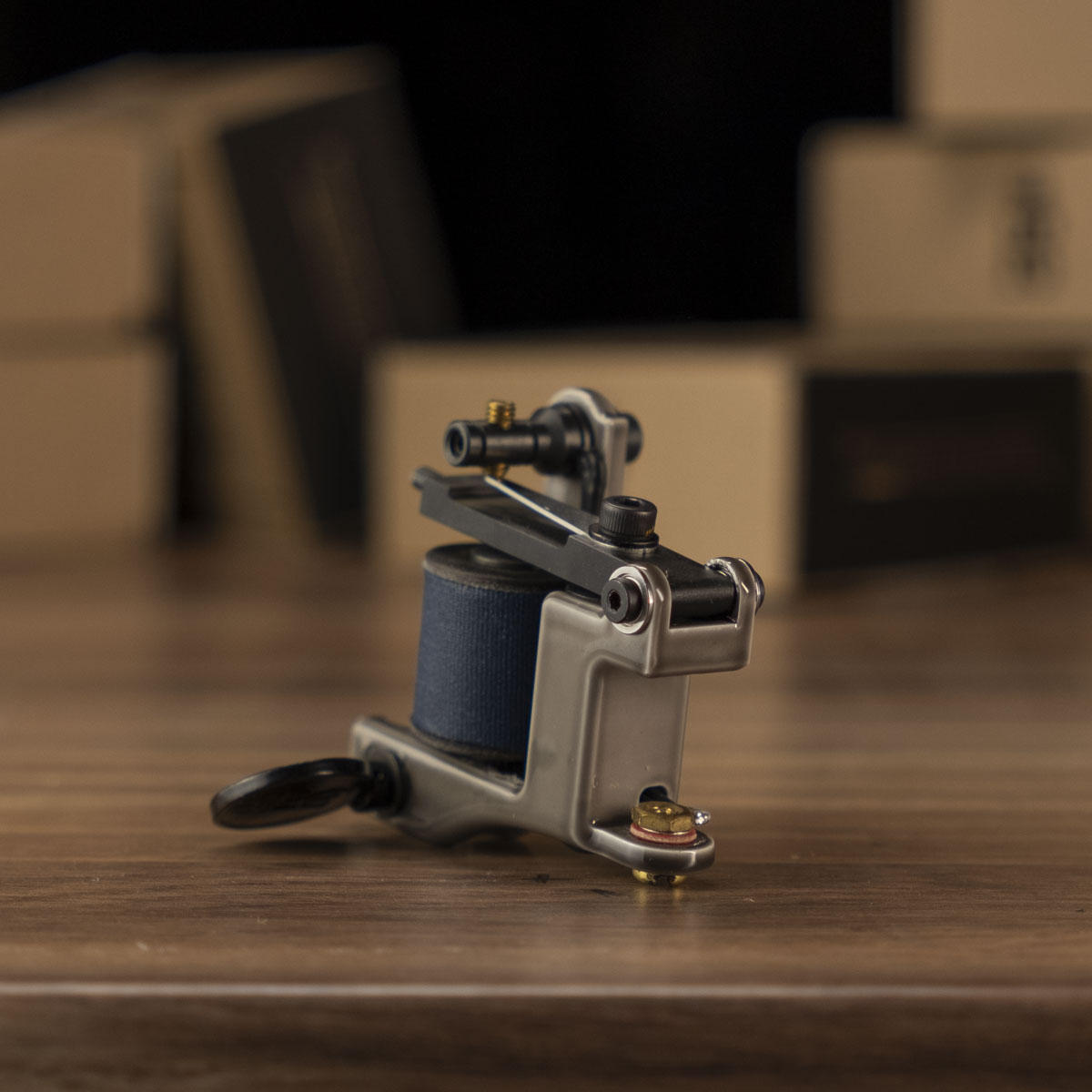 RightStuff ONE - Smoke 5 Single coil tattoo machine