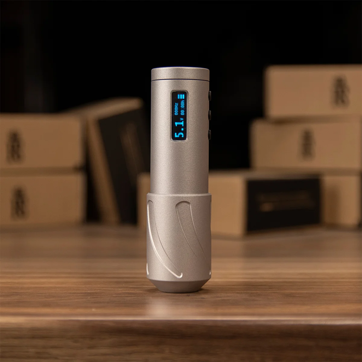 Wireless tattoo machine REVO Silver 1 Wireless tattoo machine REVO Silver