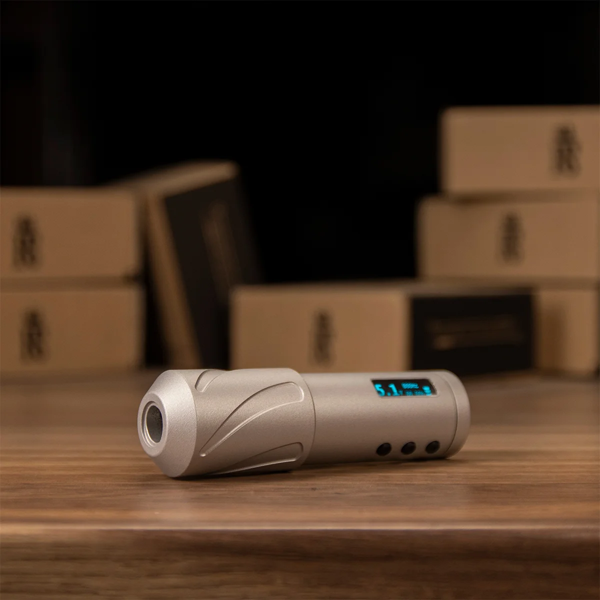 Wireless tattoo machine REVO Silver 2 Wireless tattoo machine REVO Silver - Image 2